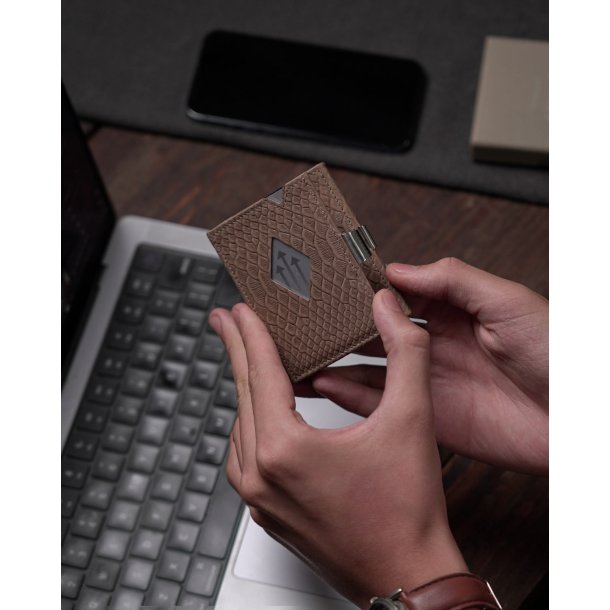 EXENTRI Wallet Desert Cobra