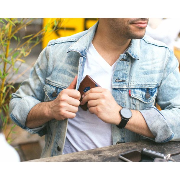 EXENTRI Wallet Hazelnut