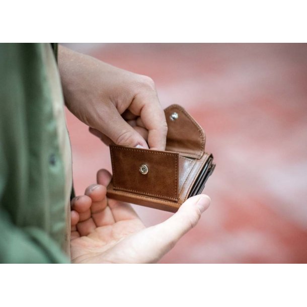 EXENTRI Multiwallet Hazelnut