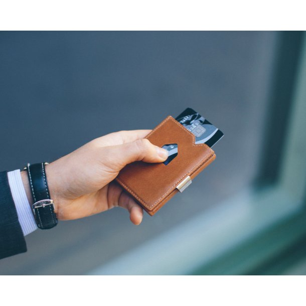 EXENTRI Wallet Sand
